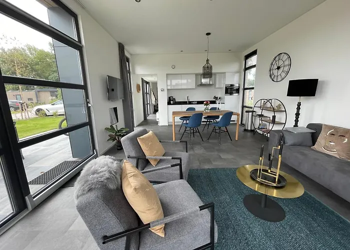 Enkhuizer Sunkiss Dritte Reihe Haus Nr 217 *